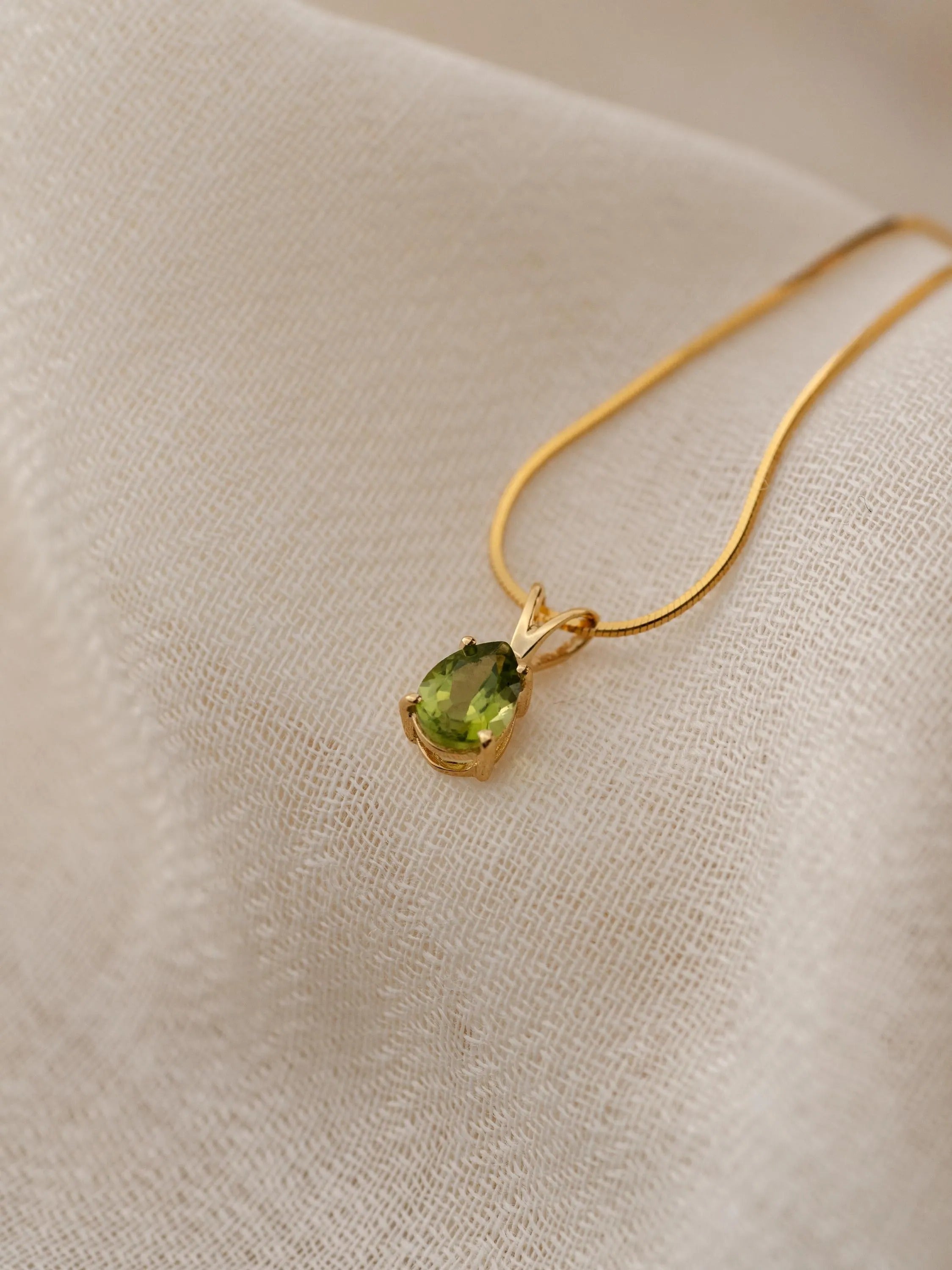 Green Peridot Gemstone Teardrop Necklace