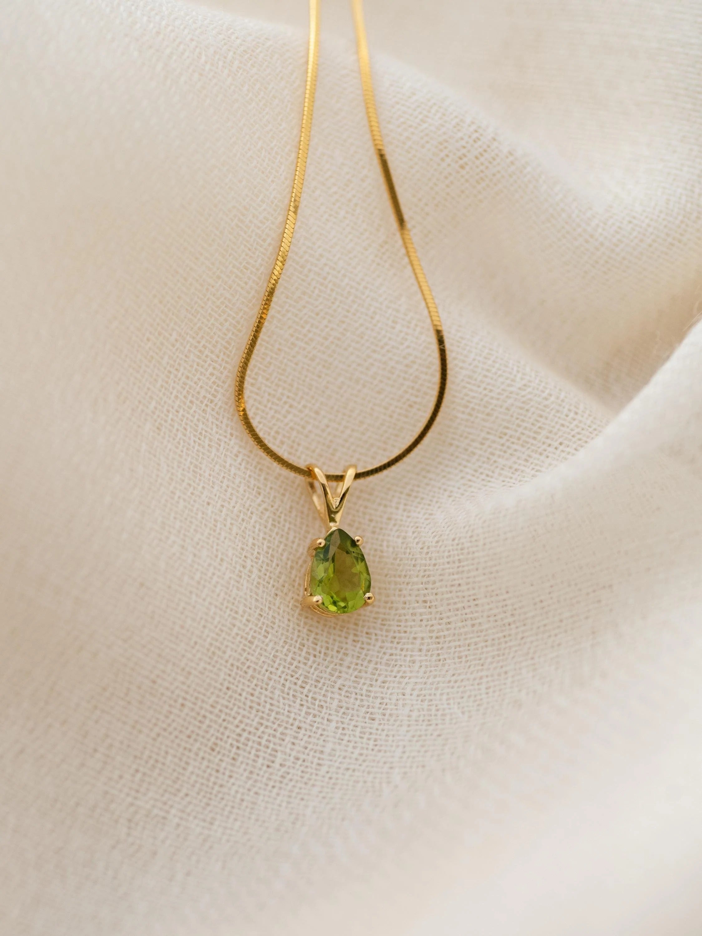 Green Peridot Gemstone Teardrop Necklace