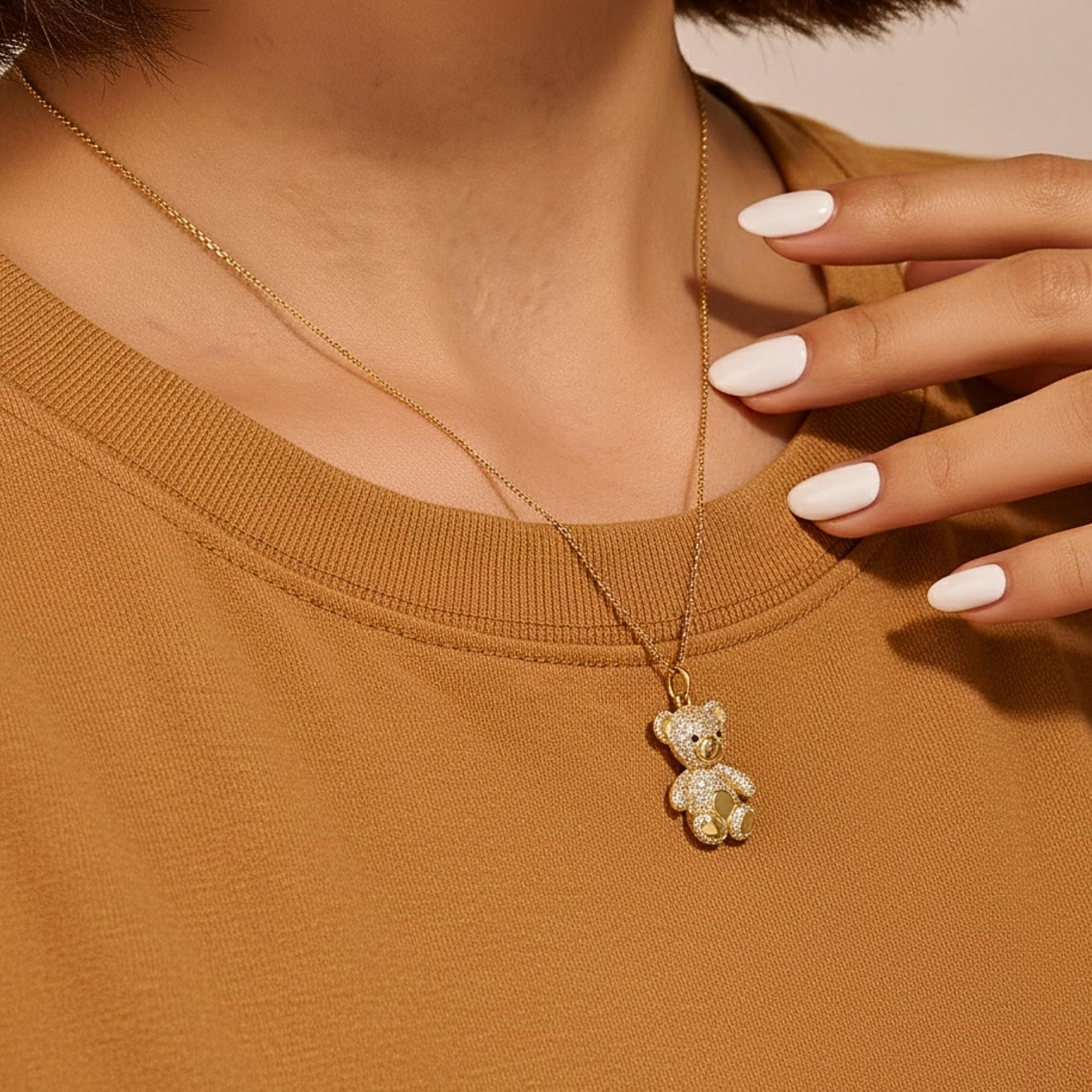 Round Moissanite Teddy Necklace