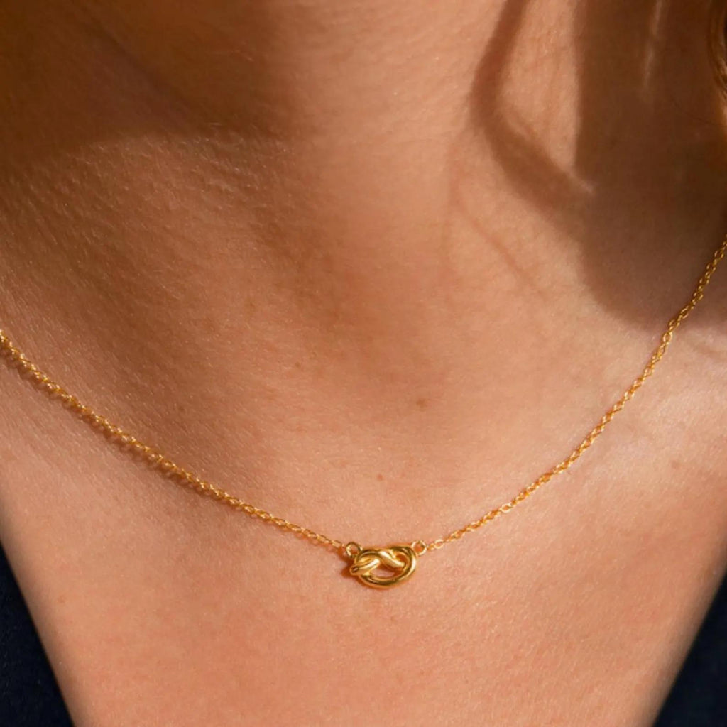 Solid Gold Knot Necklace, Promise Necklace, Charm Necklace, Love Necklace, Dainty Chain Choker, 14k Solid Gold, Anniversary Gift. Jenna