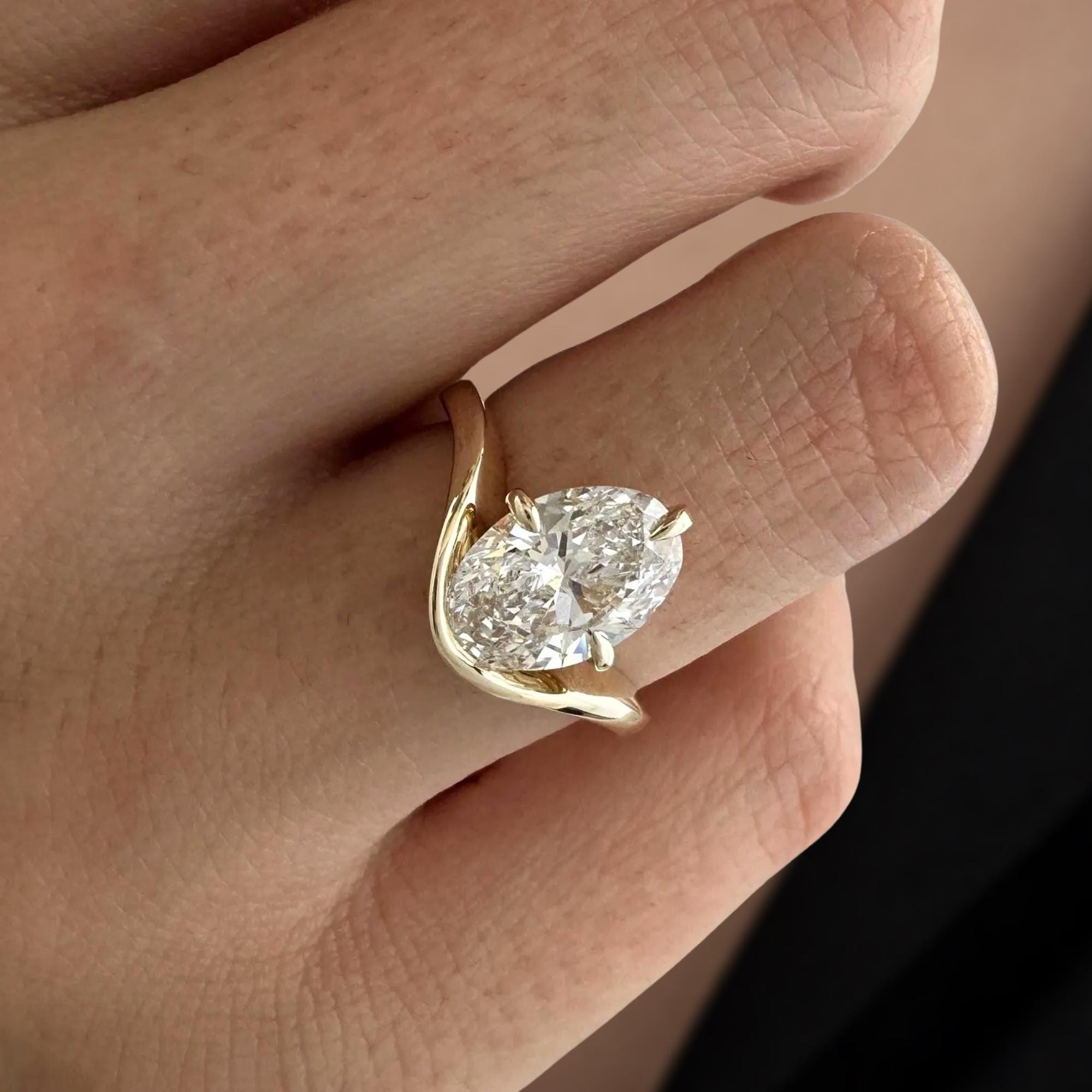 2 Ct Oval Lab Diamond Curved Solitaire Ring
