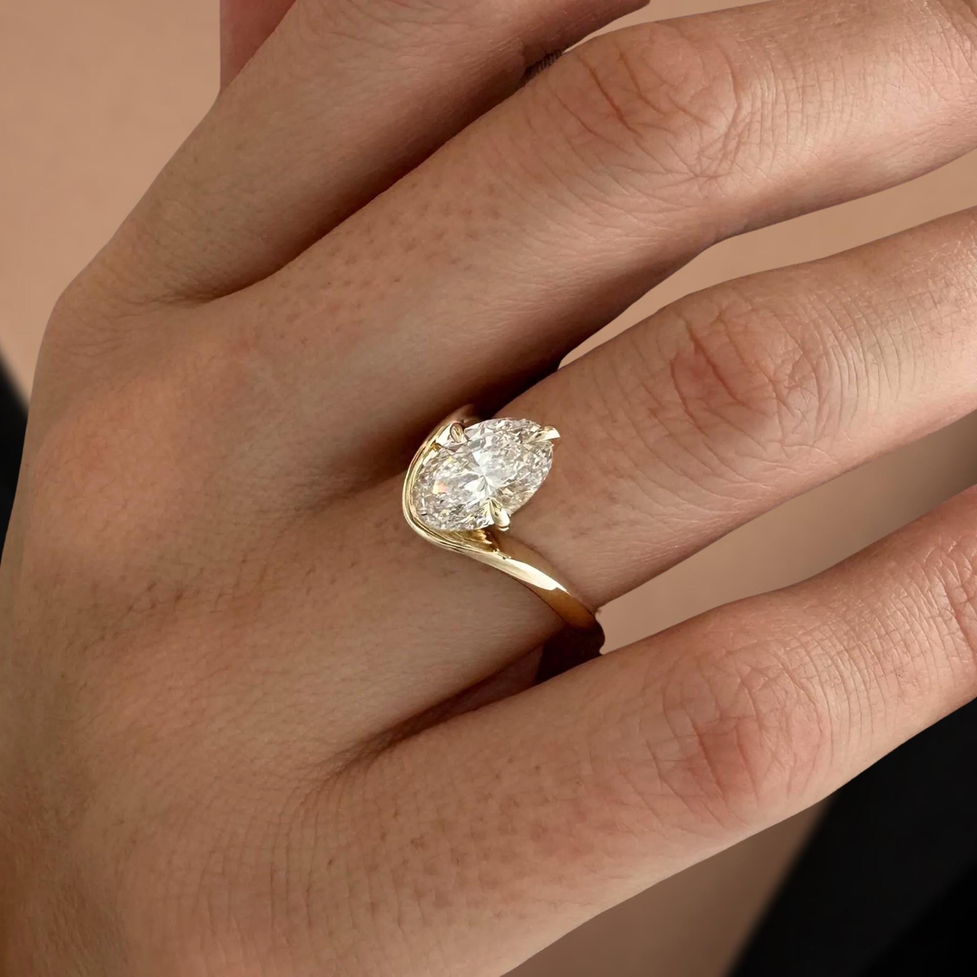 2 Ct Oval Lab Diamond Curved Solitaire Ring