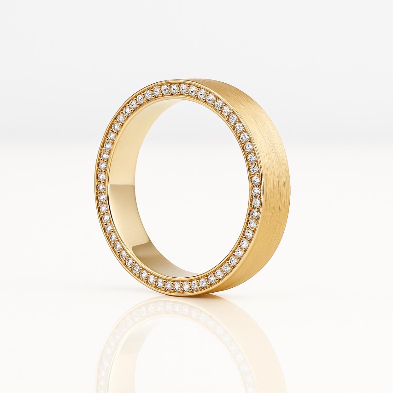 Round Cut Lab Diamond Men's Comfort Fit Wedding Band