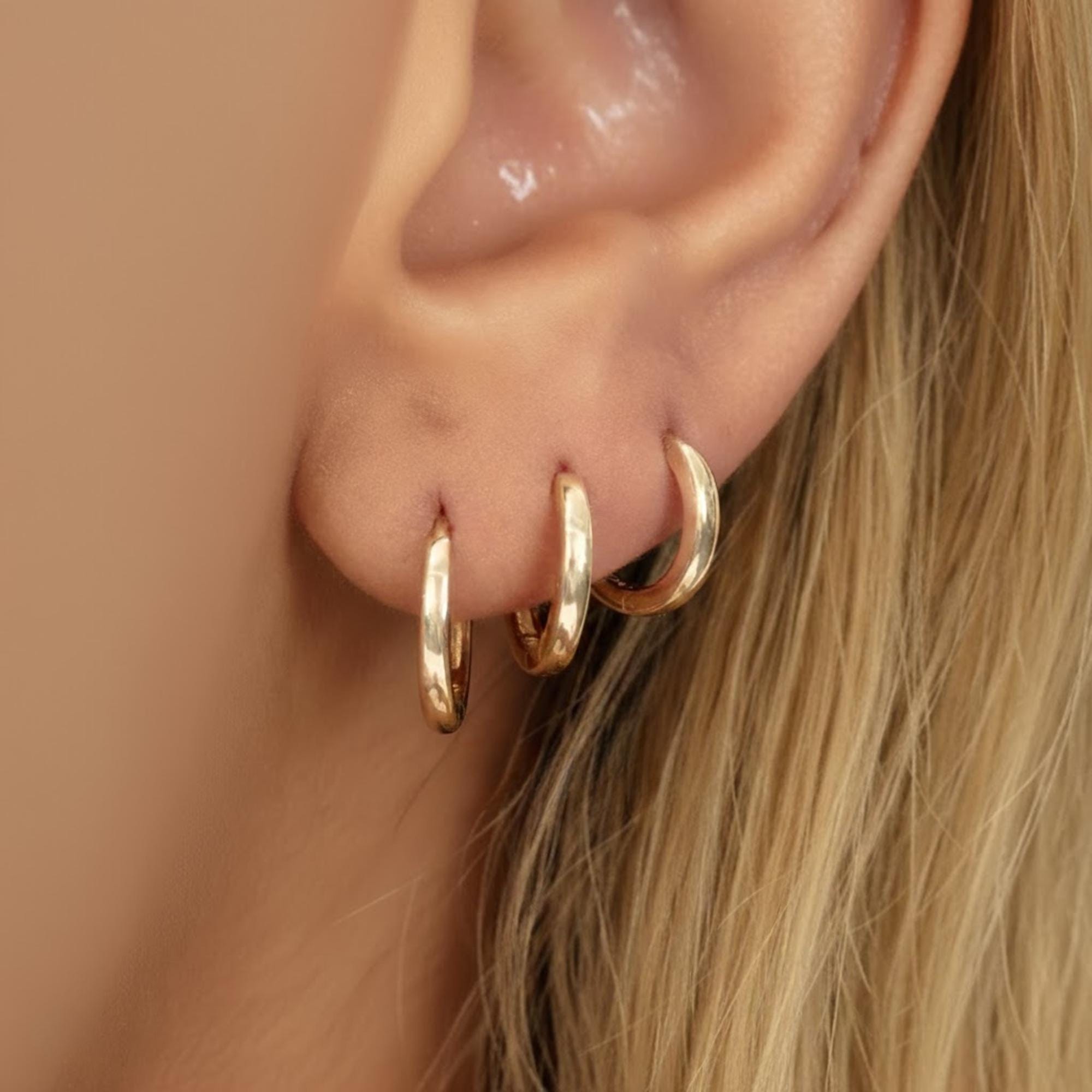 14k Gold Plain Gold Huggie Earrings