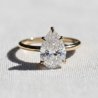 2.5 CT Pear Lab Grown Diamond Solitaire Cathedral Ring