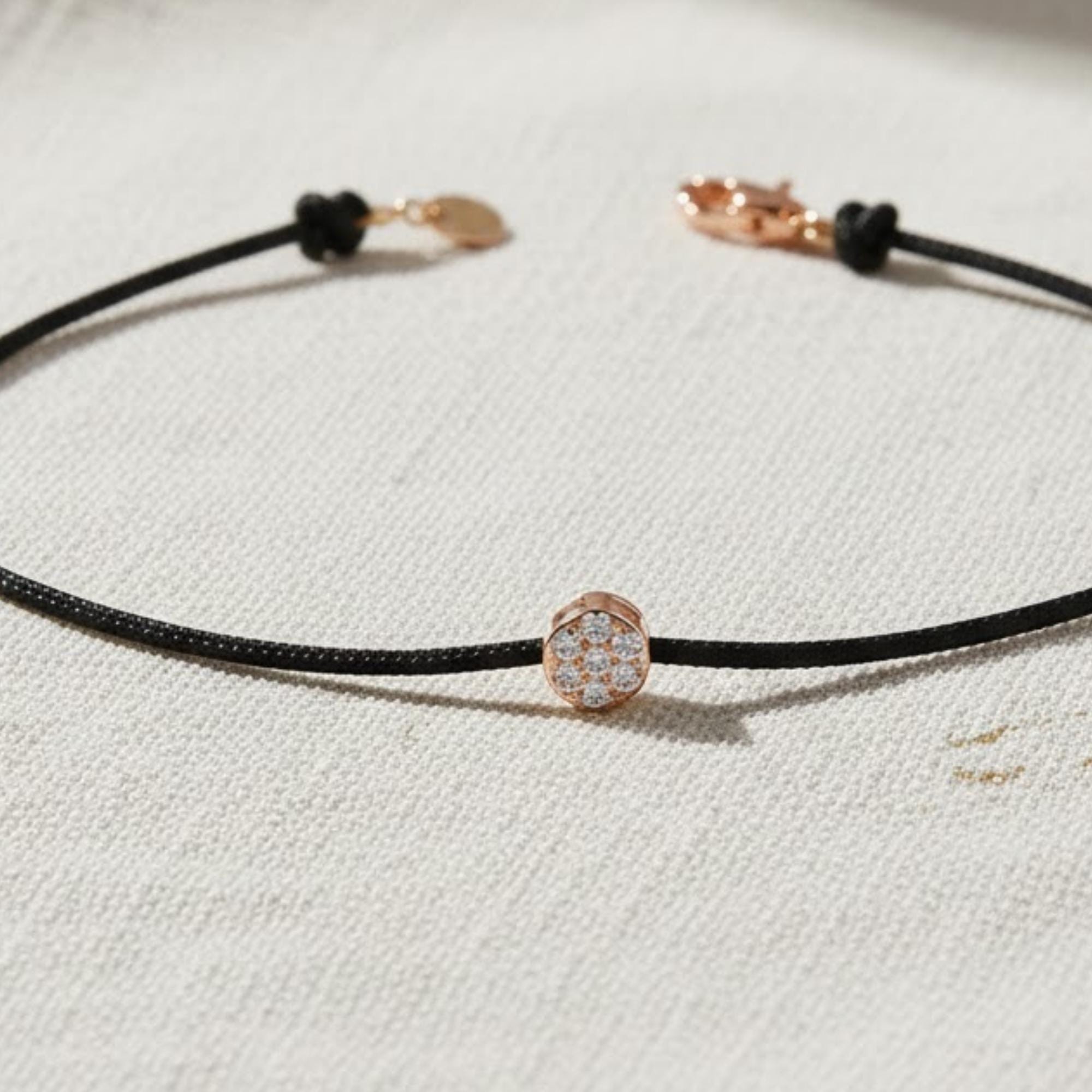 14K Gold Bezel Lab Diamond Solitaire Thread Bracelet