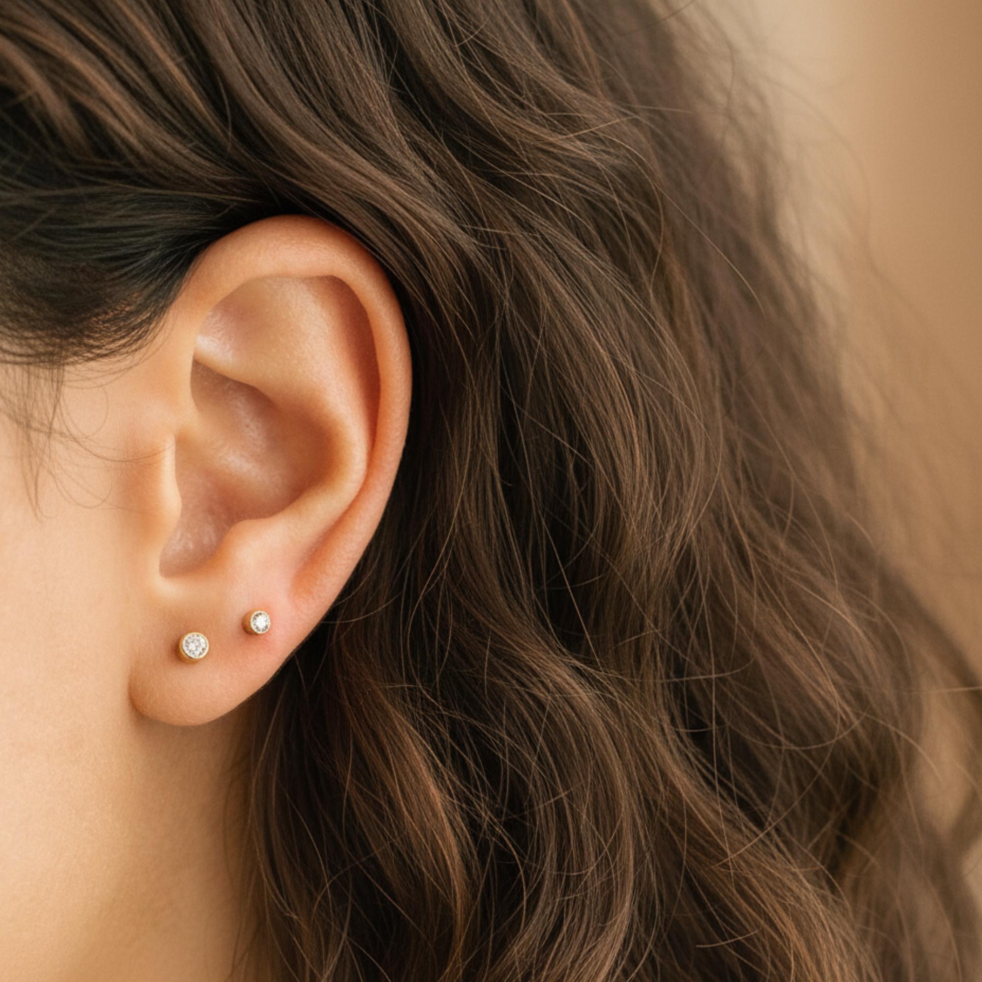 0.20 CT Round Diamond Stud Earrings, 14K Gold