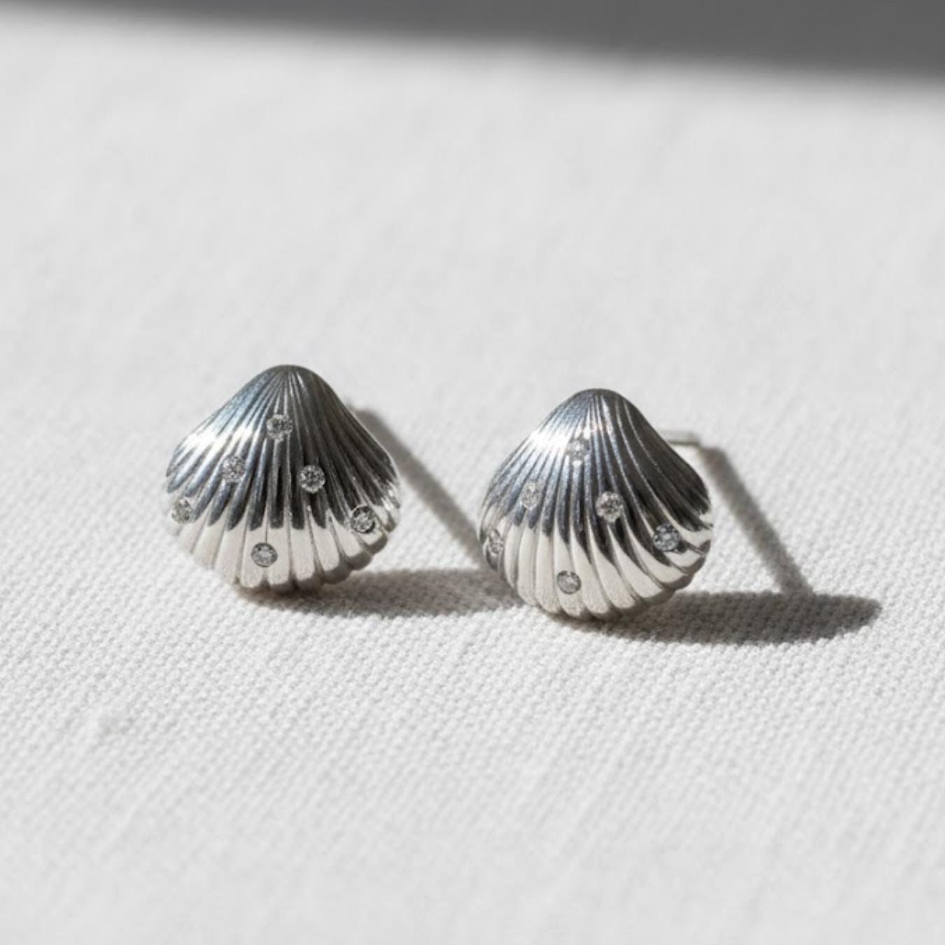 14K Solid Gold Lab Grown Diamond Shell Stud Earrings