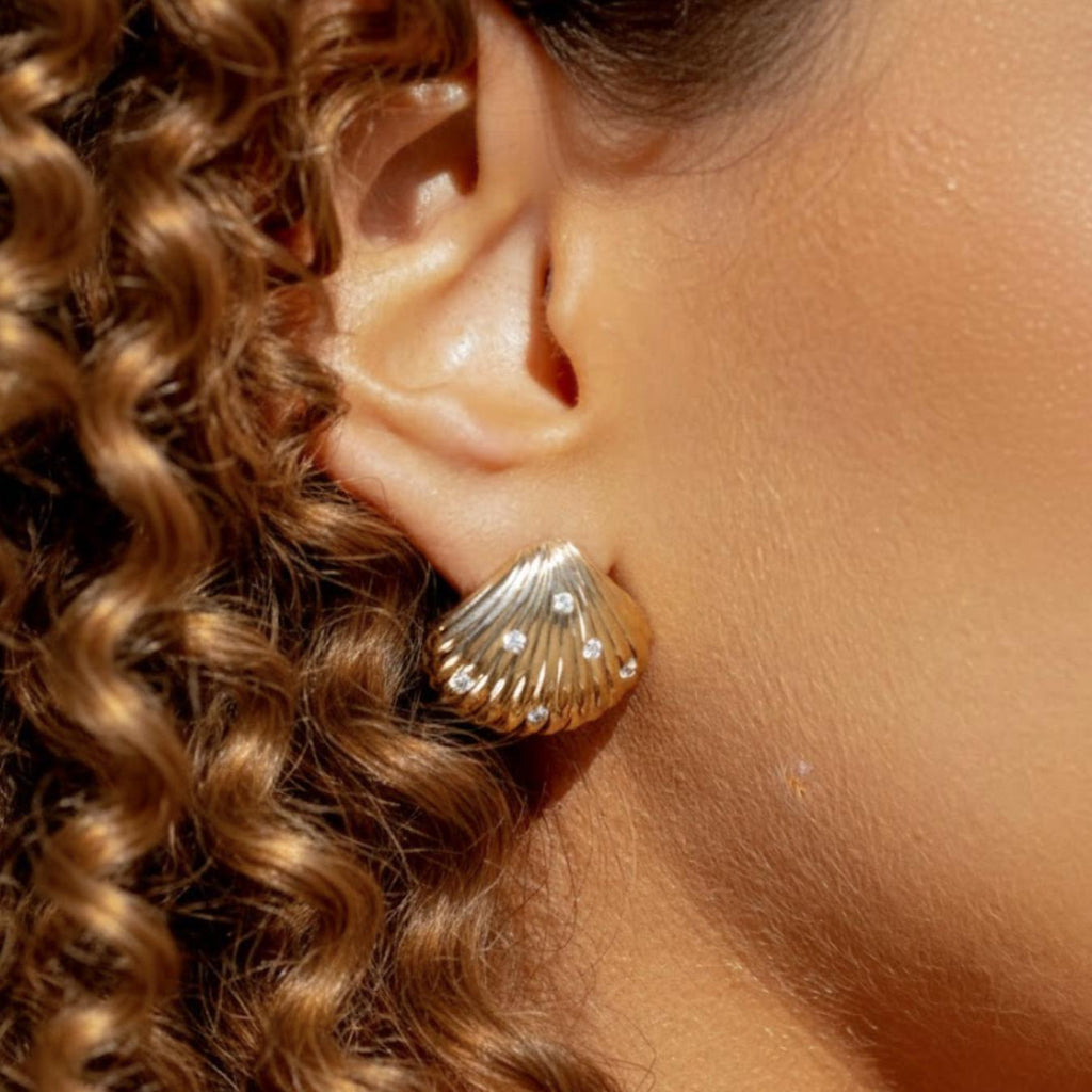 Silver Shell Stud Lab Grown Diamond Stud Earring - Minimalist stud earrings - Silver Gold Earring