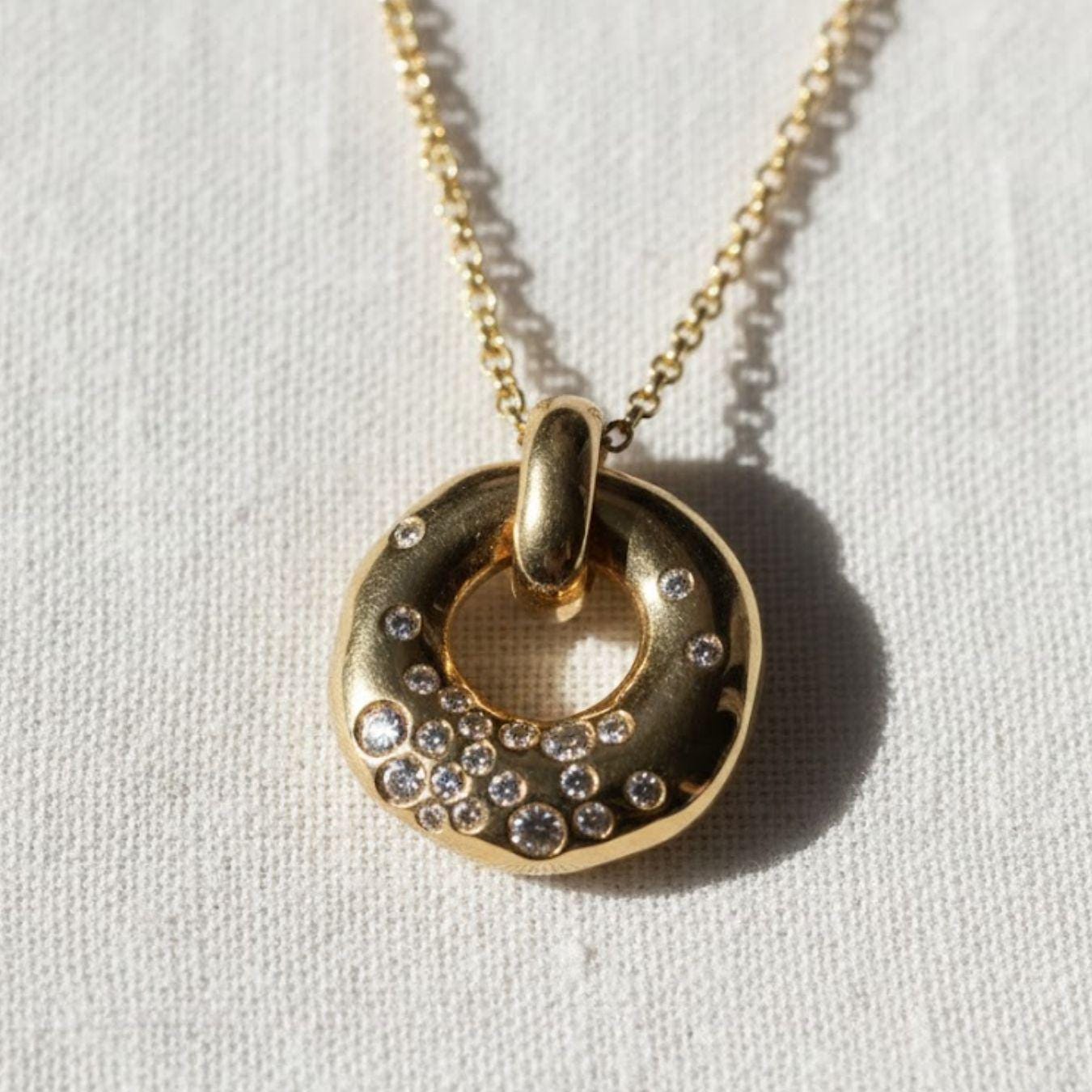 14K Gold Floating Diamond Circle Necklace