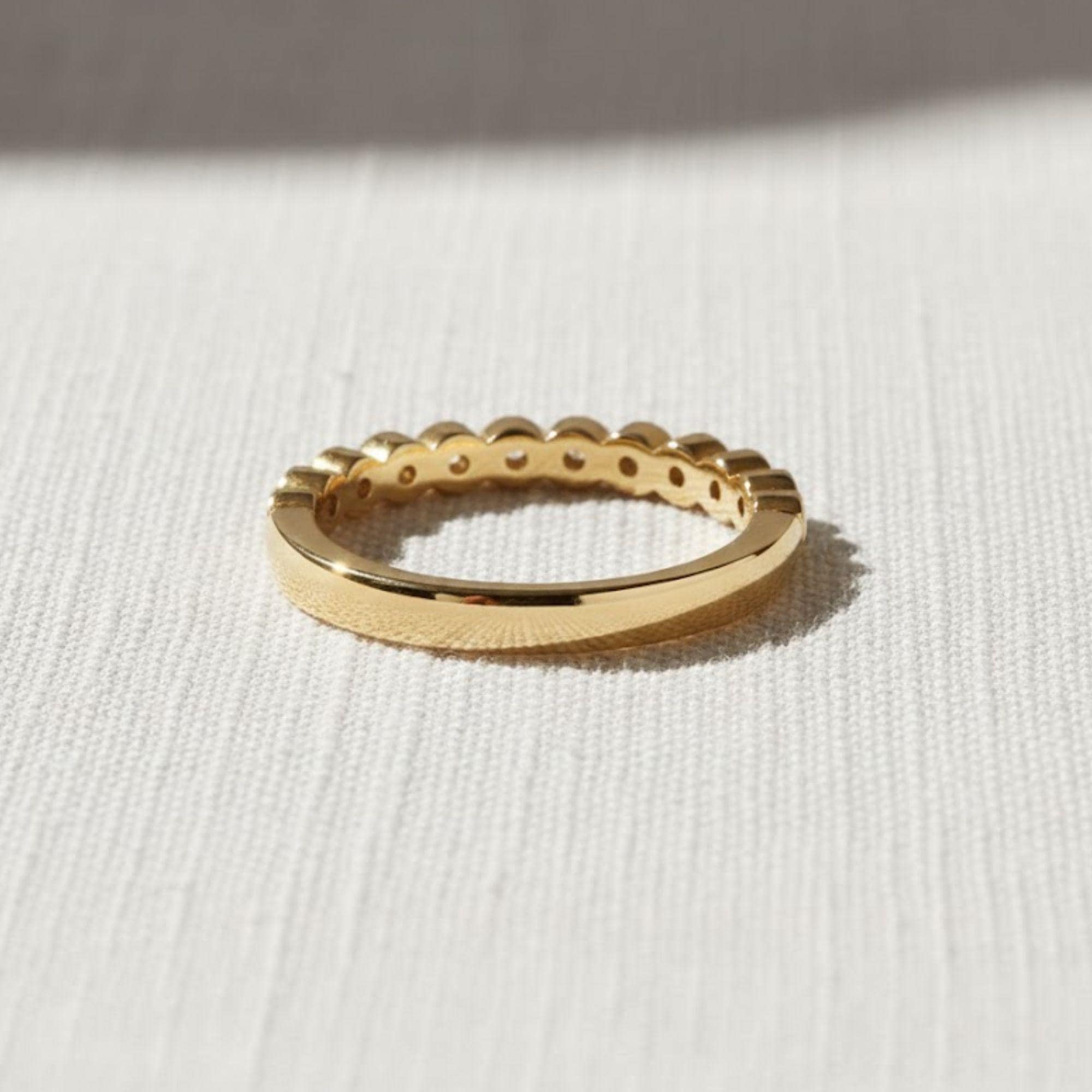 14K Gold Round Lab Diamond Wedding Band