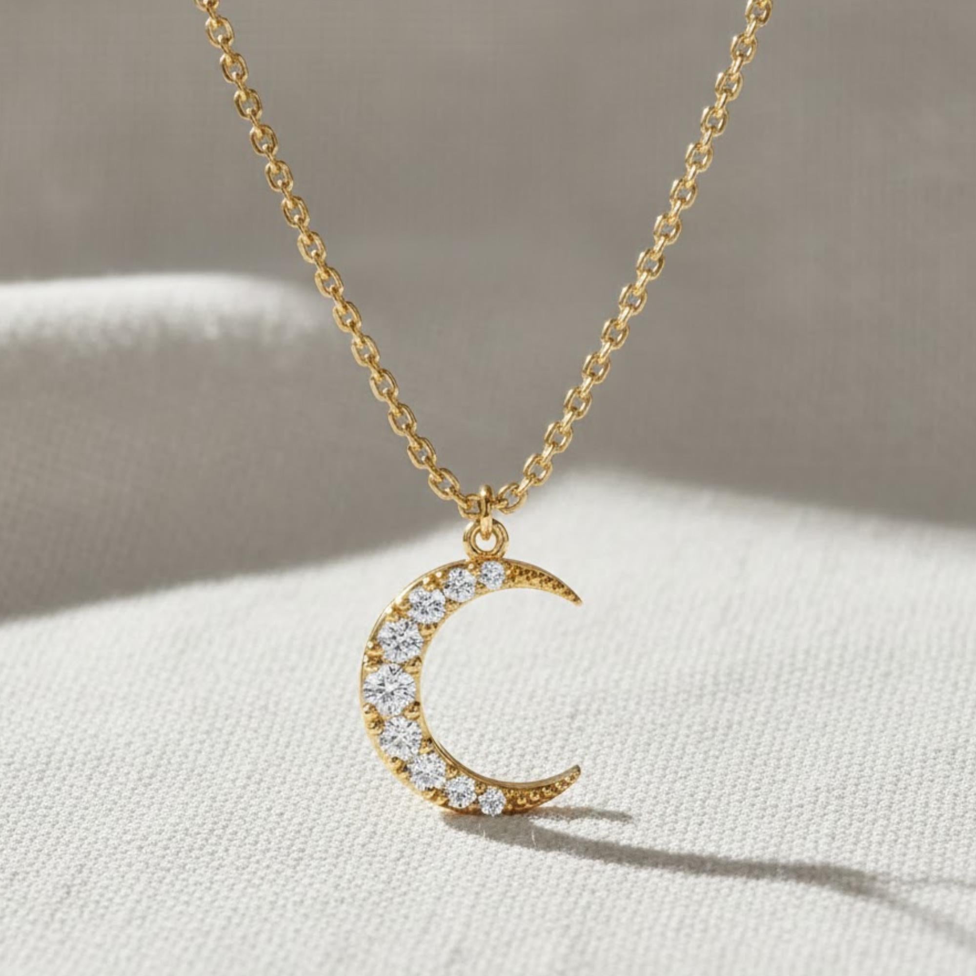 14K Solid Gold Crescent Moon Pendant Necklace