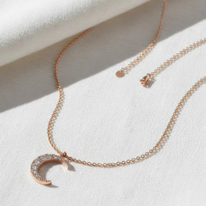14K Solid Gold Crescent Moon Pendant Necklace