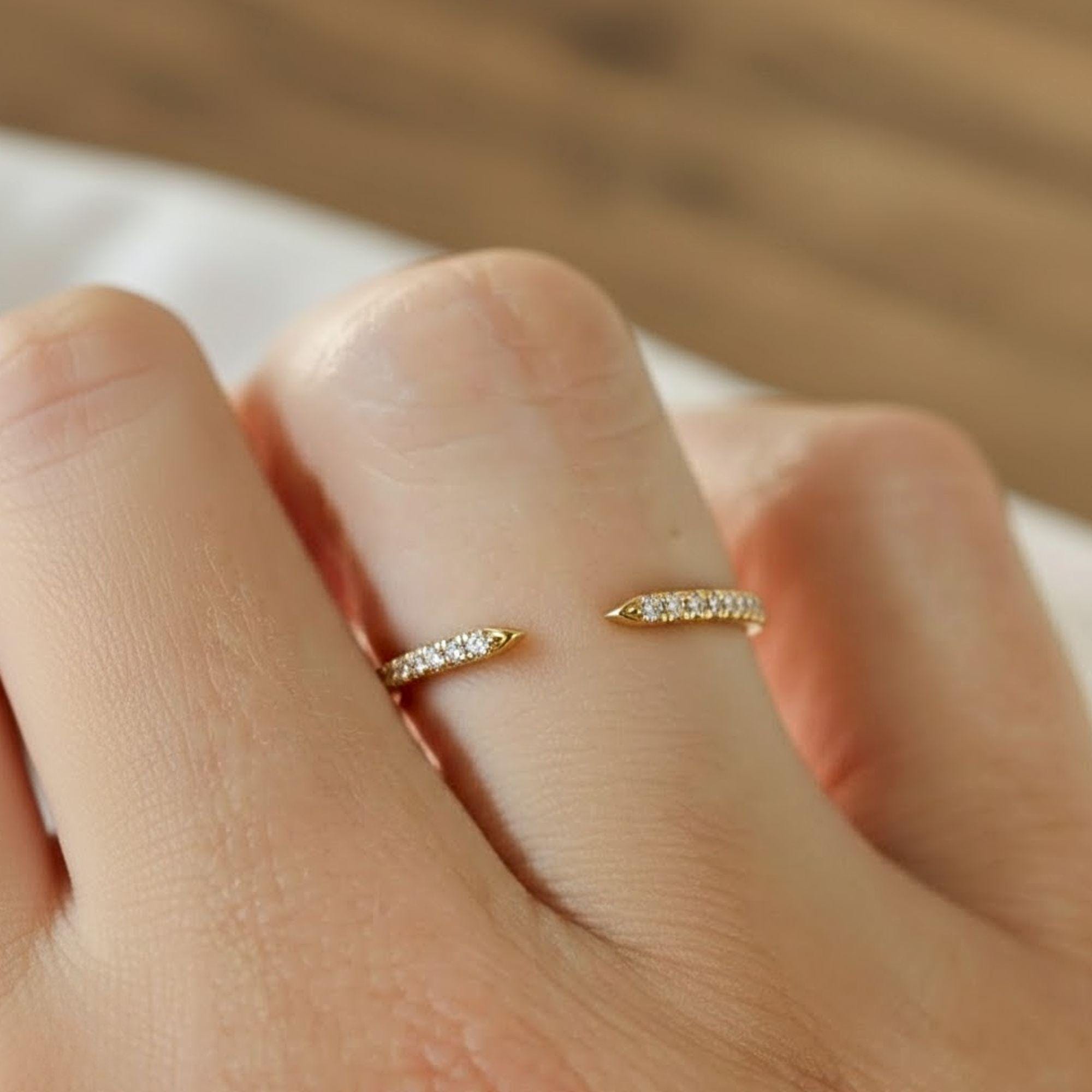 Open Gap Lab Diamond Wedding Band