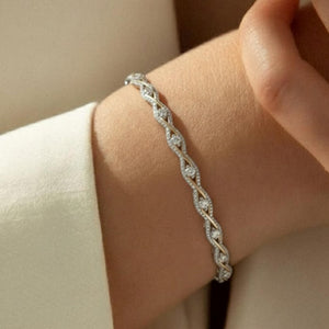 14K Gold Round Diamond Bangle Bracelet