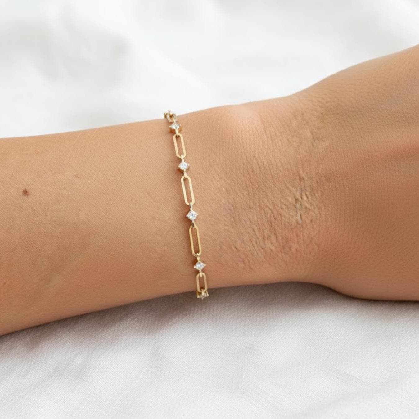 Paperclip Diamond Station Chain Link Bracelet
