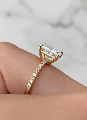 Radiant Cut Lab Grown Diamond Ring, 2–3 CT