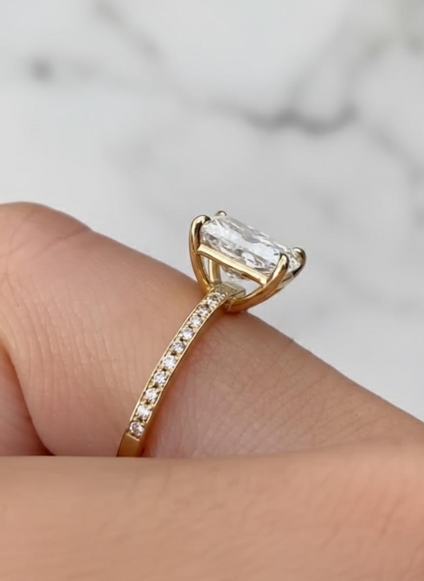 Radiant Cut Lab Grown Diamond Ring, 2–3 CT