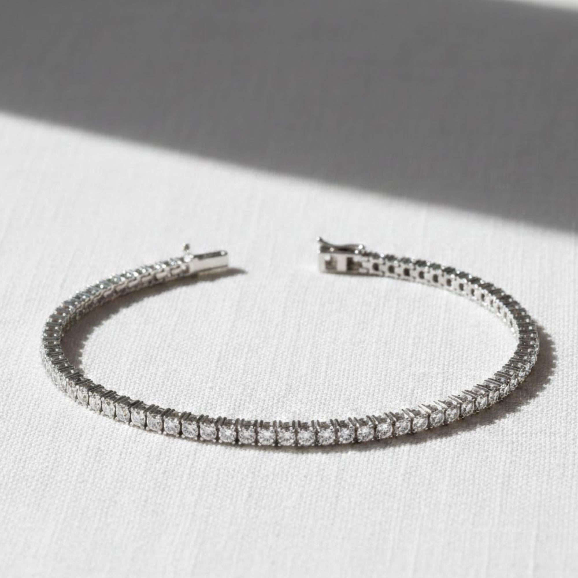 Round Lab Diamond Tennis Bracelet in 14K Gold