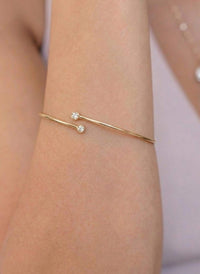 Round Cut Diamond Bangle Bracelet
