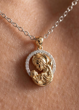14K Gold Round Diamond Necklace With Chain for Mom